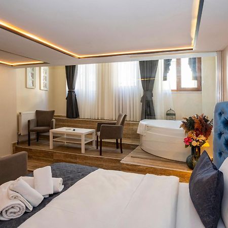 Aiza Suites Istanbul Bagian luar foto