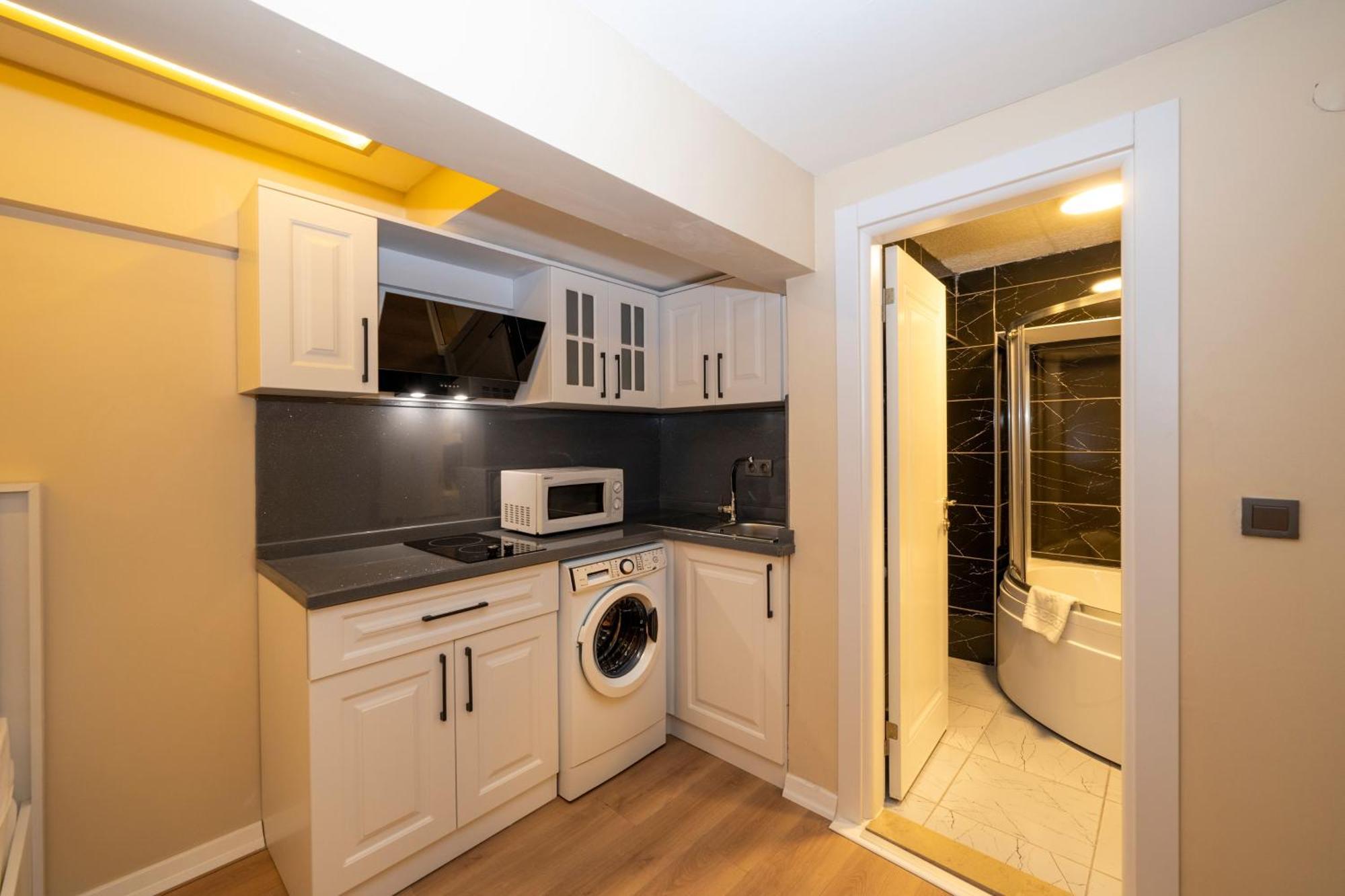 Aiza Suites Istanbul Bagian luar foto