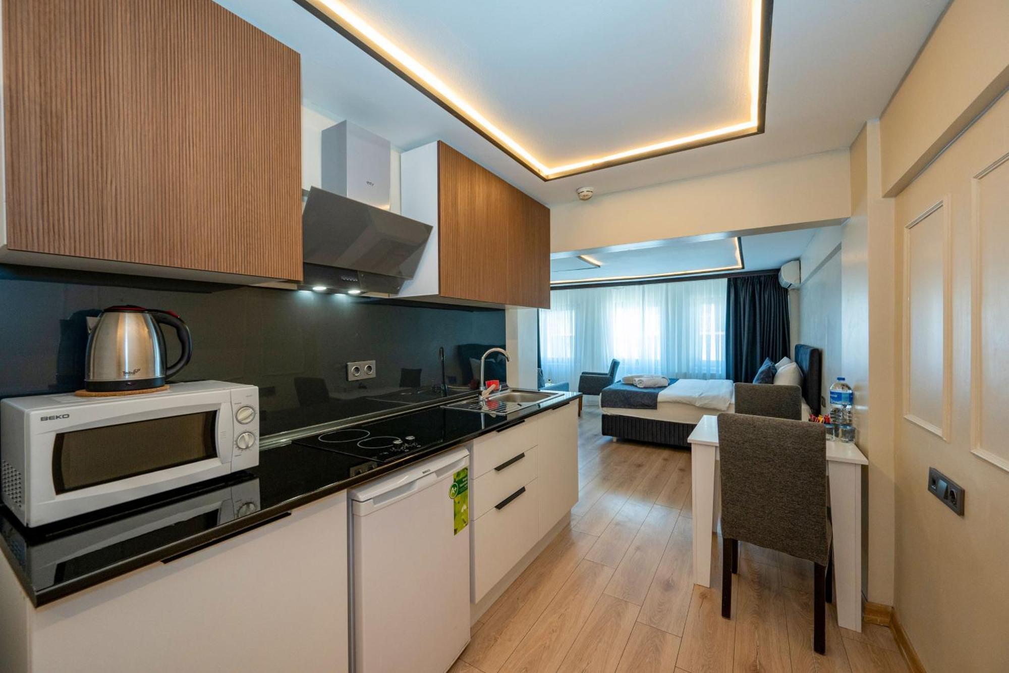 Aiza Suites Istanbul Bagian luar foto