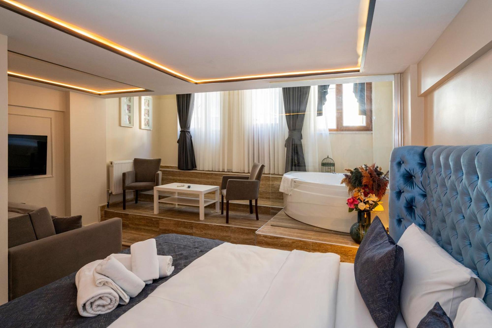 Aiza Suites Istanbul Bagian luar foto